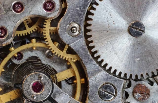 Jak działa mechanizm nakręcany w zegarkach i dlaczego warto go wybrać